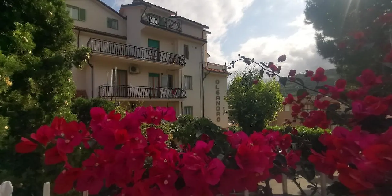 Appart hôtel Residence Oleandro Pietra Ligure