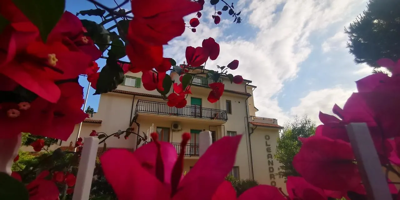 Residence Oleandro Pietra Ligure 3*,
