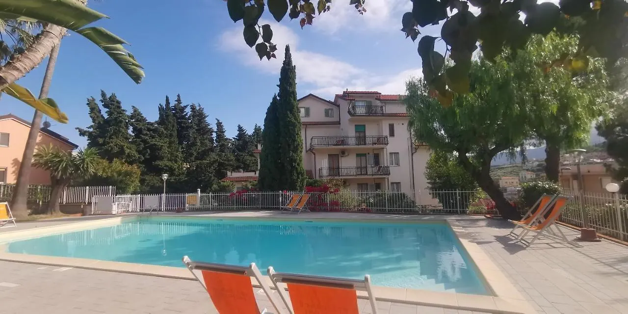 Appart hôtel Residence Oleandro Pietra Ligure