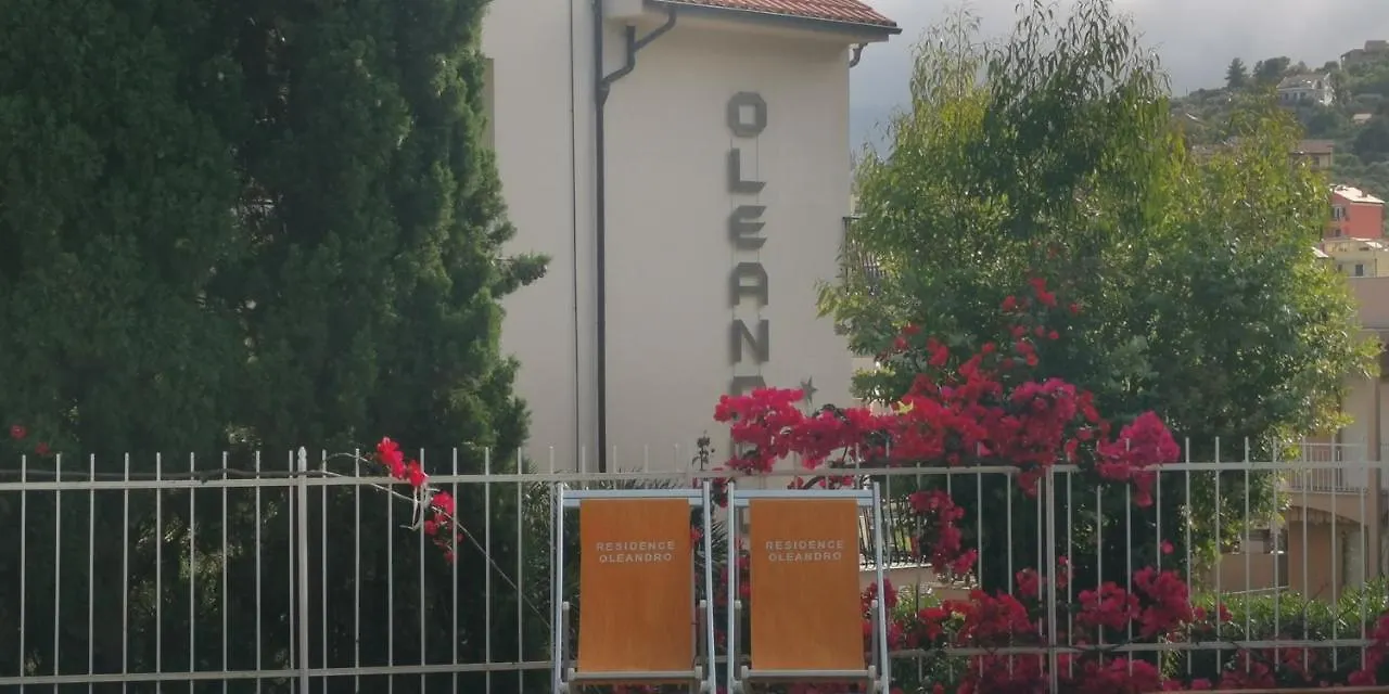 Aparthotel Residence Oleandro Pietra Ligure