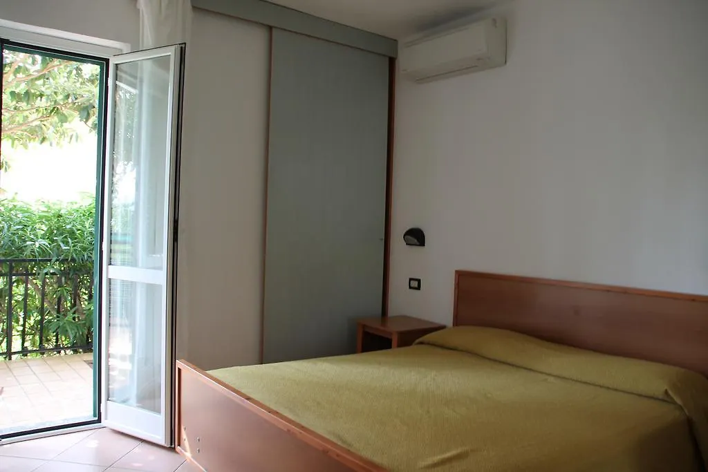 Residence Oleandro Pietra Ligure 3*,