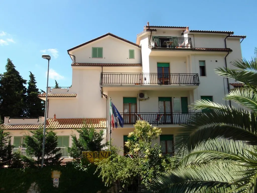 Residence Oleandro Pietra Ligure 3*,