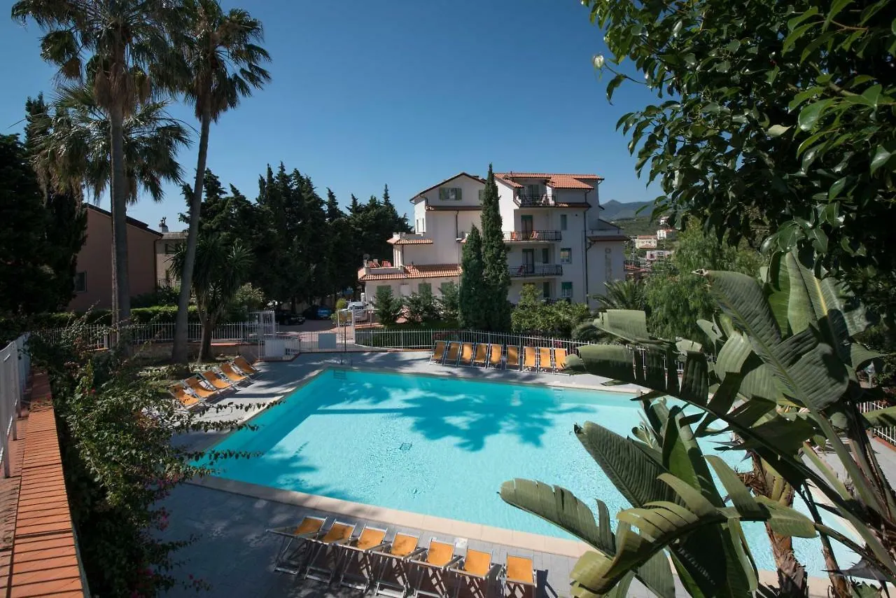 Residence Oleandro Pietra Ligure 3*,